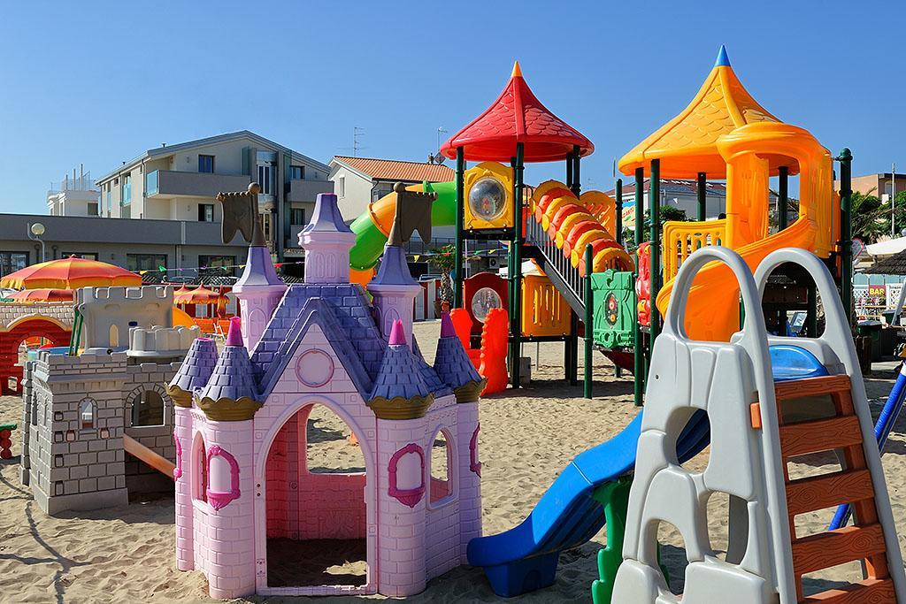 Hotel & Residence Cavalluccio Marino Rimini Exterior photo